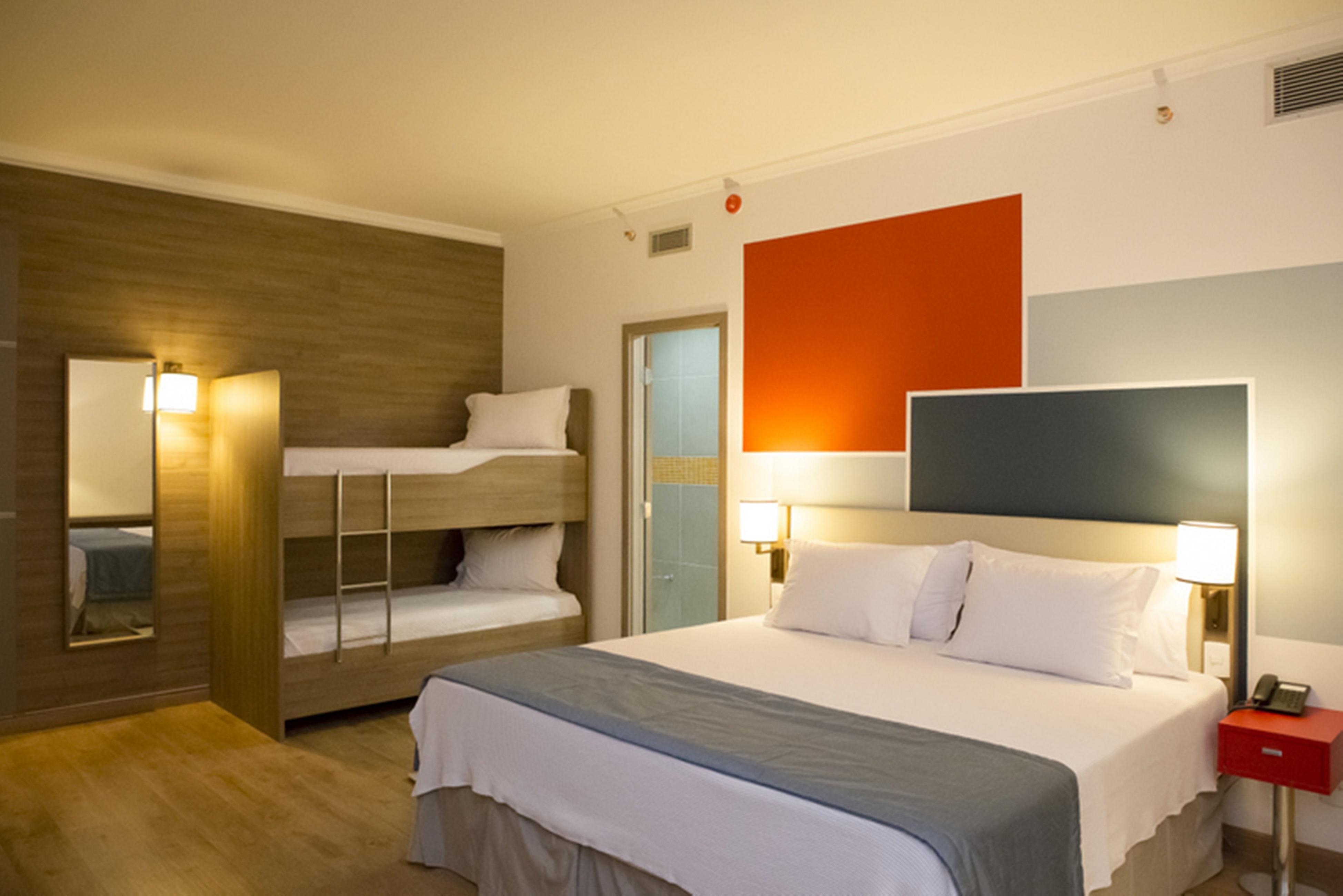 TRYP By Wyndham Ribeirão Preto Hotel Exterior foto Family room