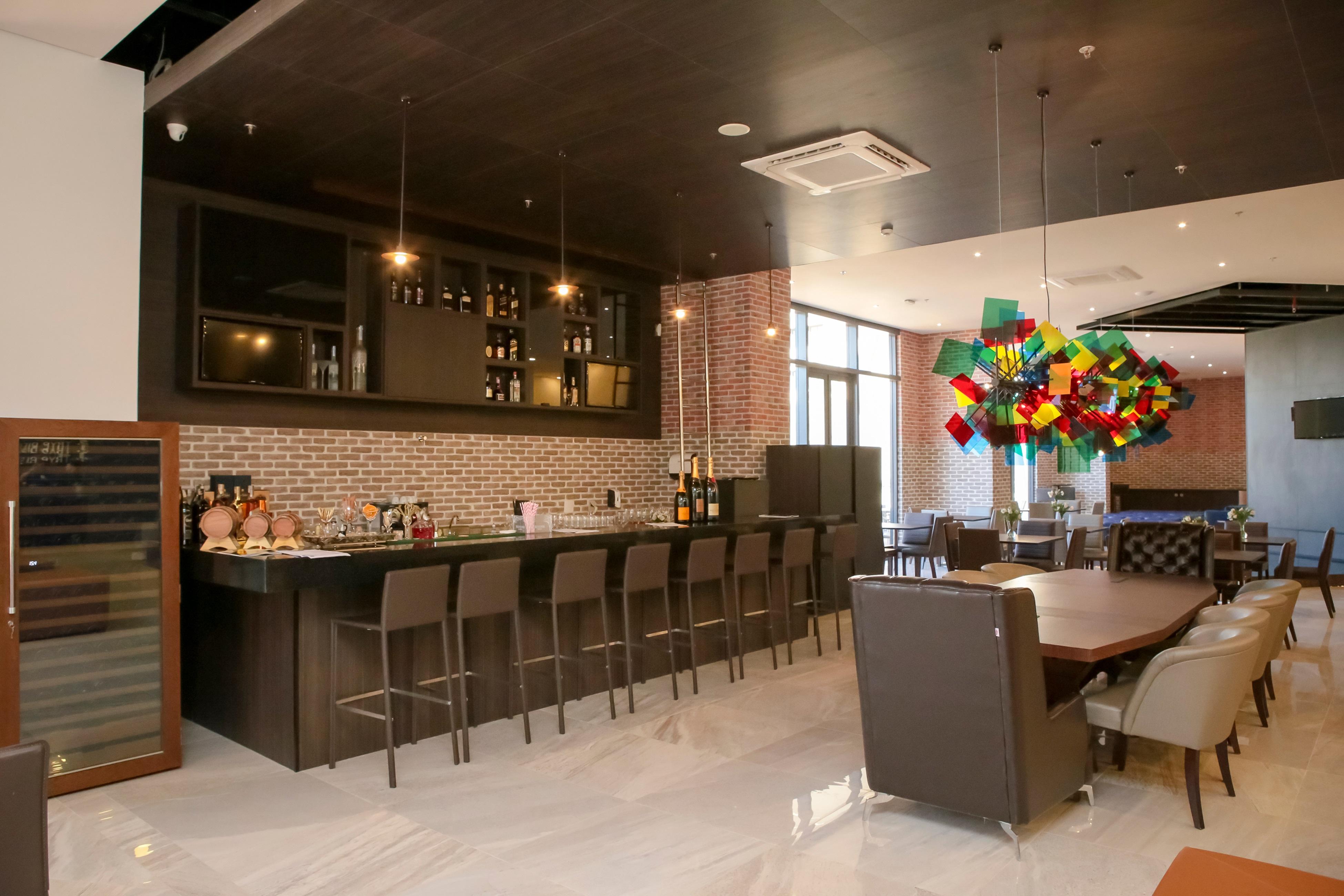 TRYP By Wyndham Ribeirão Preto Hotel Exterior foto The interior of the restaurant
