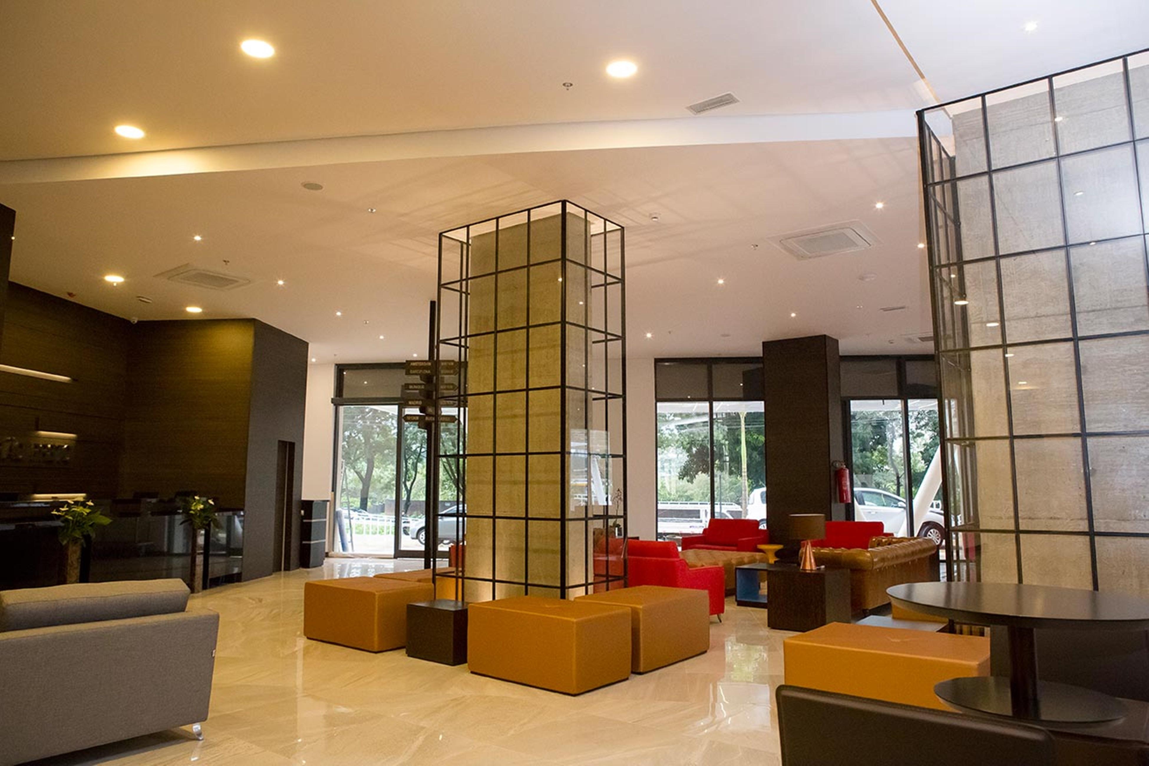TRYP By Wyndham Ribeirão Preto Hotel Exterior foto Lobby